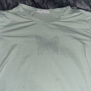 Light green t shirt! So cute Brand: Street ware Society Color:Green Size:S